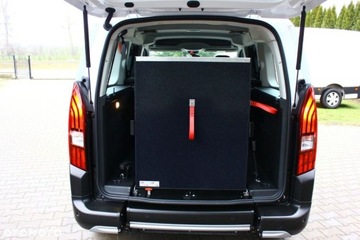 Peugeot Rifter Standard 1.5 BlueHDI 102KM 2024 Peugeot Rifter Peugeot Rifter N1 BlueHDI 100 L2 Allure 1.5 Diesel 102KM, zdjęcie 31