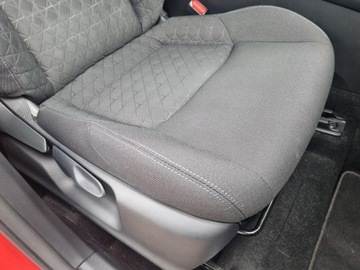 Toyota C-HR I Crossover Facelifting 1.8 Hybrid 122KM 2020 Toyota C-HR 1.8 Hybrid Style Toyota C-HR 1.8 Hybri, zdjęcie 23