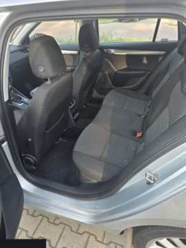 Skoda Octavia III Kombi 1.6 TDI 110KM 2015 Skoda Octavia 1.6 TDI Ambition 110KM 2015r, zdjęcie 2