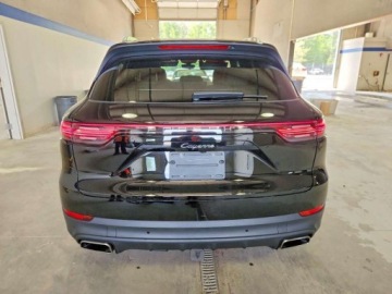 Porsche Cayenne III 2023 Porsche Cayenne Base 2023 3.0 Benzyna 335KM, zdjęcie 2