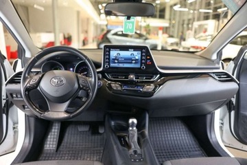 Toyota C-HR I Crossover Facelifting 1.8 Hybrid 122KM 2022 Toyota C-HR 1.8 Hybrid Comfort 1.8 Hybryda 122KM, zdjęcie 5