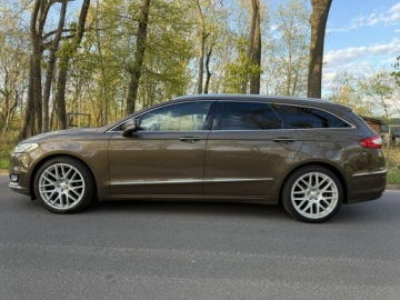 Ford Mondeo V Kombi 2.0 TDCi Bi-Turbo 210KM 2015 Ford Mondeo Vignale 2.0 BI-TURBO TDCI 210 Koni, zdjęcie 2