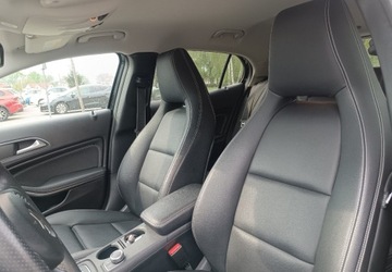 Mercedes GLA I Off-Roader Facelifting 2.0 220 184KM 2019 Mercedes-Benz GLA Zakupiony w Polsce - benzyna - 2,0 - 184 KM - wersja Edi, zdjęcie 23