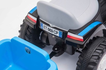 TRAKTOR NA AKUMULATOR Z PRZYCZEPĄ NIEBIESKI