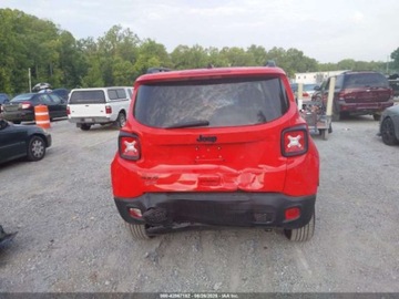 Jeep Renegade 2022 Jeep Renegade Altitude 2022 1.3l 1.3 Benzyna 177KM, zdjęcie 4