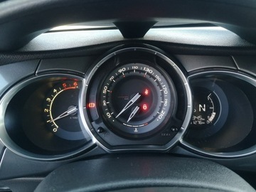 DS 3 Cabrio (Citroen) 1.6 e-HDi 92KM 2013 Citroen DS3 1,6 HDI 93KM Klimatr Automat Navi Ful, zdjęcie 12