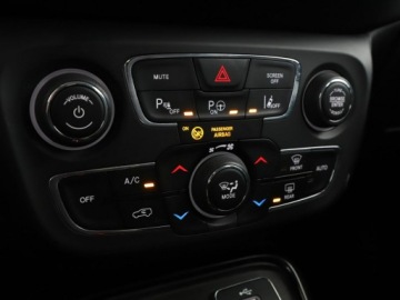 Jeep Compass II SUV 2.0 MJD 140KM 2018 Jeep Compass 4x4 automat skóra navi klima auto, zdjęcie 28