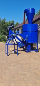 Буферный резервуар для опилок