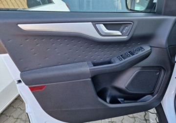 Ford Kuga III SUV 1.5 EcoBoost 150KM 2020 Ford Kuga 1.5 EcoBoost 150 KM Trend Winter, Salon PL 1.5 Benzyna 150KM, zdjęcie 25