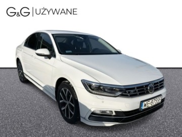Volkswagen Passat B8 Limousine 1.8 TSI BlueMotion Technology 180KM 2017 Volkswagen Passat Passat B8 1.8 TSI 180 KM DSG R-Line ACC 210KM Salon Pols, zdjęcie 1