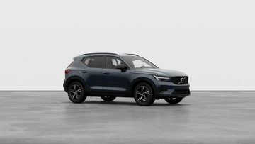 Volvo XC40 Crossover Facelifting 2.0 B3 163KM 2025 Volvo XC 40 Plus Dark B3 Mild Hybrid Benzyna, zdjęcie 3