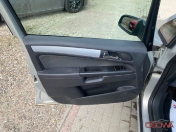 Opel Zafira B 1.9 CDTI ECOTEC 100KM 2005 Opel Zafira 1.9cdti 7 osobowa nowy pt nowe tarcze nowe opony auto do jaz, zdjęcie 23