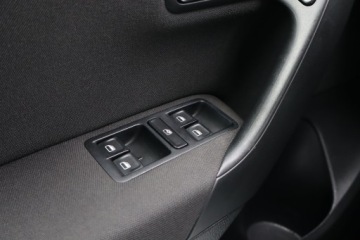 Volkswagen Polo V Hatchback 3d Facelifting 1.0 75KM 2015 VW Polo 1.0, Klima, Klimatronic, Tempomat, zdjęcie 17