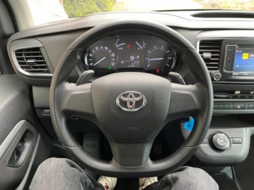 Toyota 2021 Toyota Proace Verso 2.0 diesel 177 KM automat 8 miejsc zadbany mozliw, zdjęcie 9