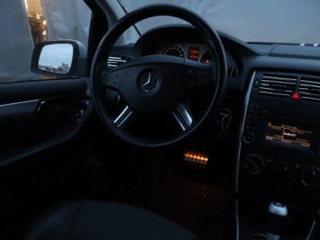 Mercedes Klasa B W245 200 CDI 140KM 2008 Mercedes B B 200 CDI , Automat, Klima, Tempomat, zdjęcie 6
