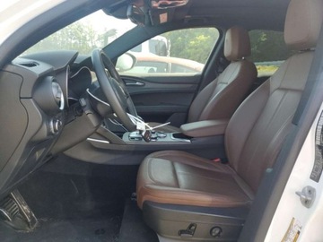 Alfa Romeo Stelvio SUV Facelifting 2.0 Turbo 280KM 2023 Alfa Romeo Stelvio 2023r. 4x4, 2.0L 2.0 Benzyna 280KM, zdjęcie 7