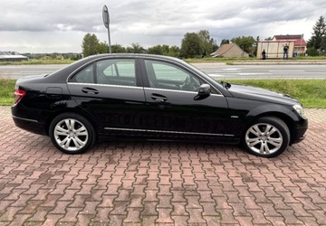 Mercedes Klasa C W204 Limuzyna 1.8 180 K 156KM 2010 Mercedes-Benz Klasa C Parktronik przod tyl Podgrzewane fotele pol-skora el, zdjęcie 9