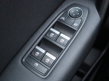 Renault Captur II Crossover 1.0 TCe 90KM 2022 Renault Captur 1.0 TCe, Salon Polska, zdjęcie 17