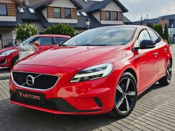 Volvo V40 II Hatchback Facelifting 2.0 D2 120KM 2018 Volvo V40 R Design___2.0D2 120KM___Full LED Navi Skora Alcantara Virtual___