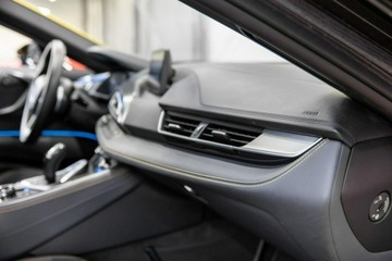 BMW i8 Coupe Elektryczny + R3 1499 362KM 2017 BMW i8 Protonic. 2 wł. Bezwypadek. Salon Polska., zdjęcie 31