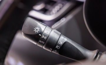 Toyota C-HR I Crossover Facelifting 2.0 Hybrid Dynamic Force 184KM 2019 Toyota C-HR 2.0 Hybrid Selection 2.0 Hybryda 184KM, zdjęcie 36