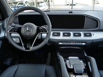 Mercedes GLE V167 SUV Facelifting 3.0 450d 367KM 2026 MERCEDES-BENZ GLE 450 d 4-Matic AMG Line 3.0 (367KM) 2026, zdjęcie 7