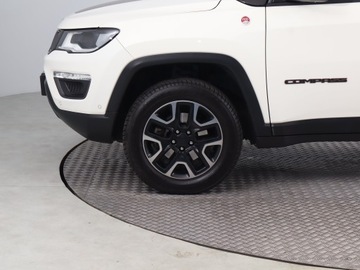 Jeep Compass II SUV 2.0 MJD 170KM 2019 Jeep Compass 2.0 MultiJet, Salon Polska, zdjęcie 13