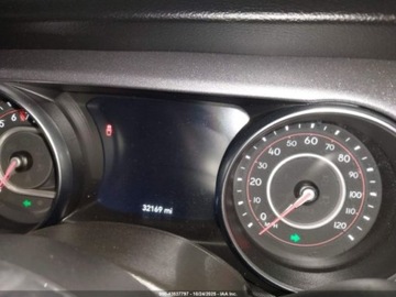 Jeep Gladiator 2022 Jeep Gladiator Mojave 2022 3.6l 3.6 Benzyna 285KM, zdjęcie 10