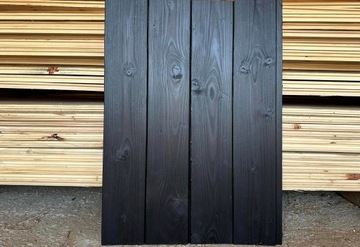 Обожженная доска Shou Sugi Ban - ель скандинавская.