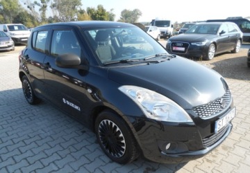 Suzuki Swift V Hatchback 5d 1.2 VVT 94KM 2011 Suzuki Swift Suzuki Swift V 1.2 Benzyna 94 KM 1.2 Benzyna 94KM, zdjęcie 2