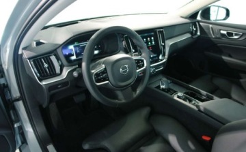 Volvo S60 III 2023 Volvo S60 Volvo S60 B5 B AWD Ultimate Dark 2.0 Hybryda 250KM, zdjęcie 9