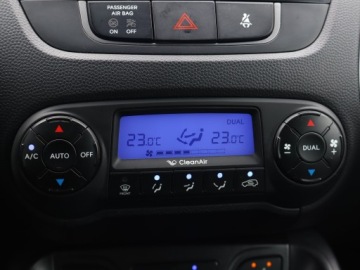 Hyundai ix35 SUV Facelifting 2.0 CRDi 184KM 2014 Hyundai ix35 2.0 CRDi, Salon Polska, 181 KM, 4X4, zdjęcie 17