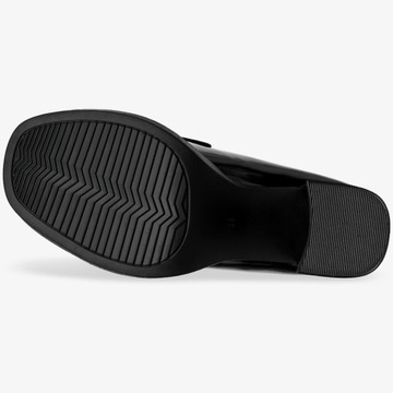 ЖЕНСКИЕ ТУФЛИ НА ВЫСОКОМ КАБЛУКЕ С ЗОЛОТОЙ ПРЯЖКОЙ, МЯГКОЙ ВСТАВКОЙ