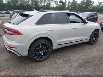 Audi Q8 2021 Audi Q8 2021 AUDI Q8 PREMIUM PLUS 55 TFSI QUATTRO TIPTRONIC 3.0 Benzyna, zdjęcie 4