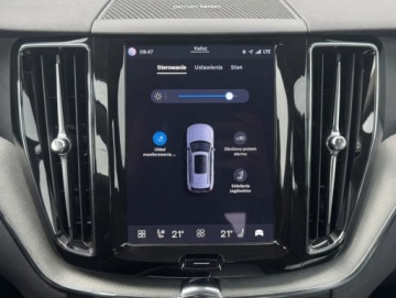 Volvo XC60 II 2025 Volvo XC 60 B5 B AWD Plus Dark | Serwis ASO | Harm, zdjęcie 17