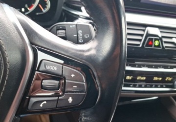 BMW Seria 5 G30-G31 Touring 530d 265KM 2017 BMW Seria 5 530d Luxury Line aut 3.0 Diesel 265KM, zdjęcie 31