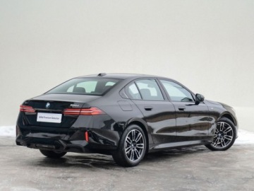 BMW Seria 5 G90-91 Touring 2.0 520d 197KM 2025 BMW Seria 5 BMW 520d xDrive Limuzyna 2.0 Diesel 197KM, zdjęcie 1