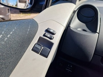 Toyota Yaris II Hatchback 5d 1.4 D-4D 90KM 2006 Toyota Yaris 1.4 D4-D 90 KM, Klimatyzacja, Klucz, zdjęcie 10