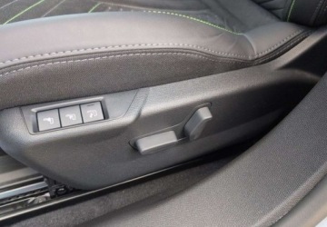 Peugeot 2008 II SUV Facelifting 1.2 Hybrid 145 145KM 2025 Peugeot 2008 II (2019-) SalonPL FV23 Zadbany mHev 145KM Kredyt 0 Leasing 1, zdjęcie 12