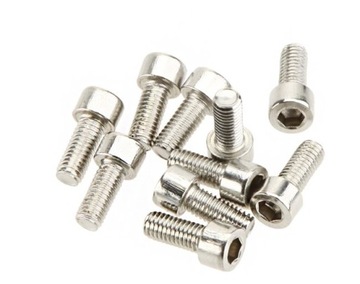 Śruba do koszyka bidonu M5 x 17 mm 2 szt
