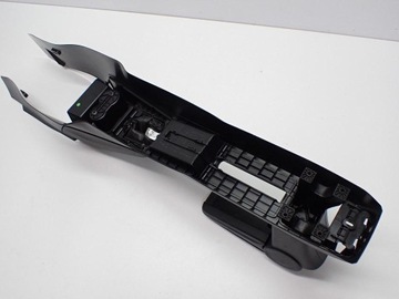 РУЧКА ПОДЛОКОТНИКА ТУННЕЛЬ СИЛЬЧИК USB ЕВРОПА SKODA FABIA III 6V 20R