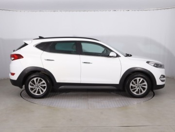 Hyundai Tucson III SUV 1.7 CRDi 141KM 2016 Hyundai Tucson 1.7 CRDi, Salon Polska, Serwis ASO, zdjęcie 5