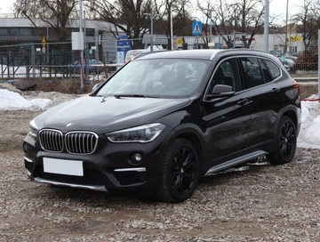 BMW X1 F48 Crossover xDrive18d 150KM 2017 BMW X1 xDrive18d, Salon Polska, Serwis ASO, 4X4, zdjęcie 1