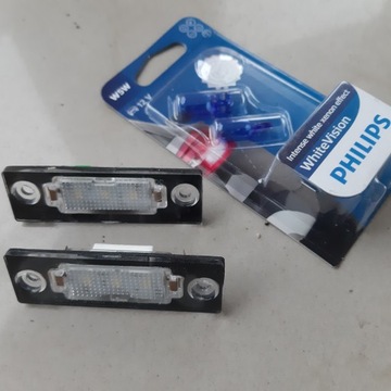 2 LAMPY DO TABULKY LED LED DIODY SKODA SUPERB I