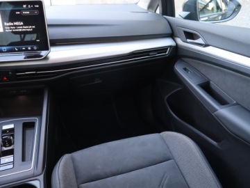 Volkswagen Golf VIII 2024 VW Golf 1.5 eTSI, Salon Polska, 1. Właściciel, zdjęcie 7