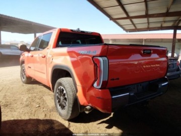 Toyota Tundra II 2024 Toyota Tundra SR5 2024 3.4 Benzyna 389KM, zdjęcie 3