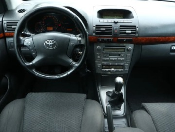 Toyota Avensis II Sedan 2.0 D-4D 116KM 2004 Toyota Avensis 2.0 D-4D, Salon Polska, Klima, zdjęcie 6