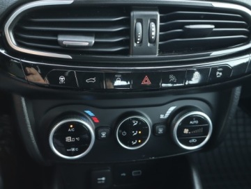 Fiat Tipo II Sedan Facelifting 1.0 T3 Turbo 100KM 2021 Fiat Tipo 1.0 FireFly, Salon Polska, Serwis ASO, zdjęcie 12