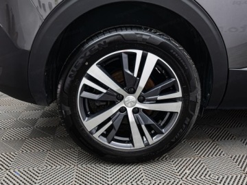 Peugeot 5008 II Crossover Facelifting 1.5 BlueHDi 130KM 2024 PEUGEOT 5008 1.5 BlueHDi Allure Pack S&amp;S EAT8 Suv 130KM 2024, zdjęcie 32