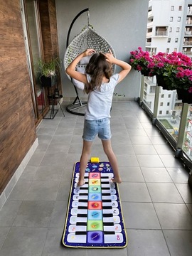 MATA MUZYCZNA INTERAKTYWNA DO TAŃCZENIA PIANINKO GRA TANECZNA ZRĘCZNOŚCIOWA